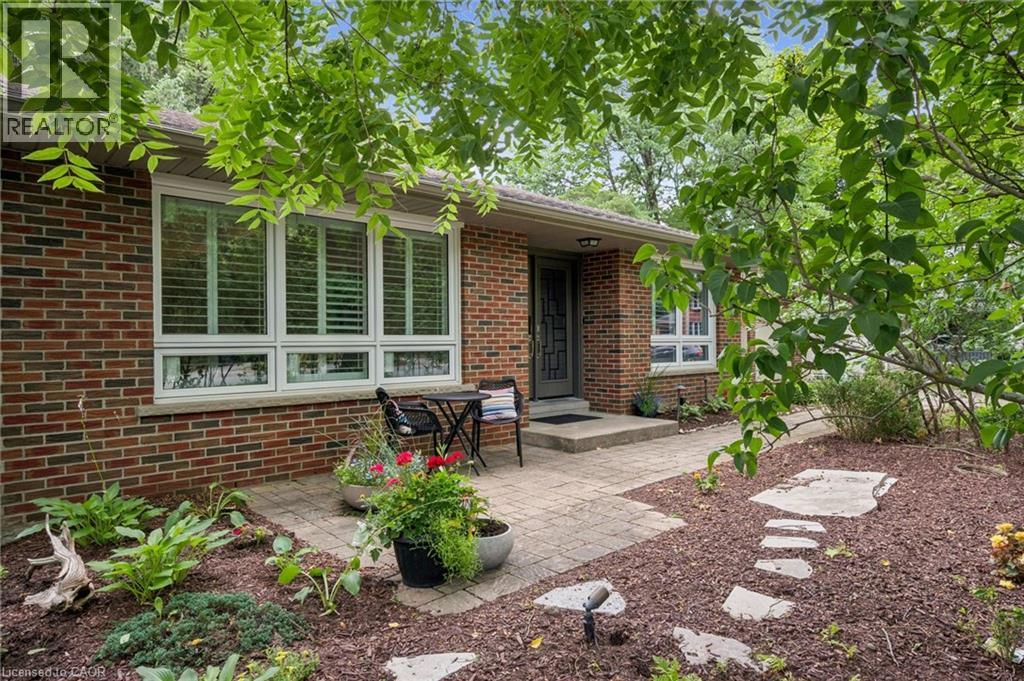 130 IROQUOIS Place - Image 6