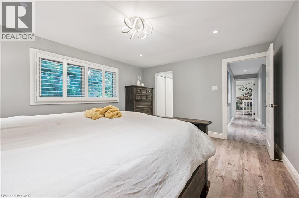 130 IROQUOIS Place - Image 22