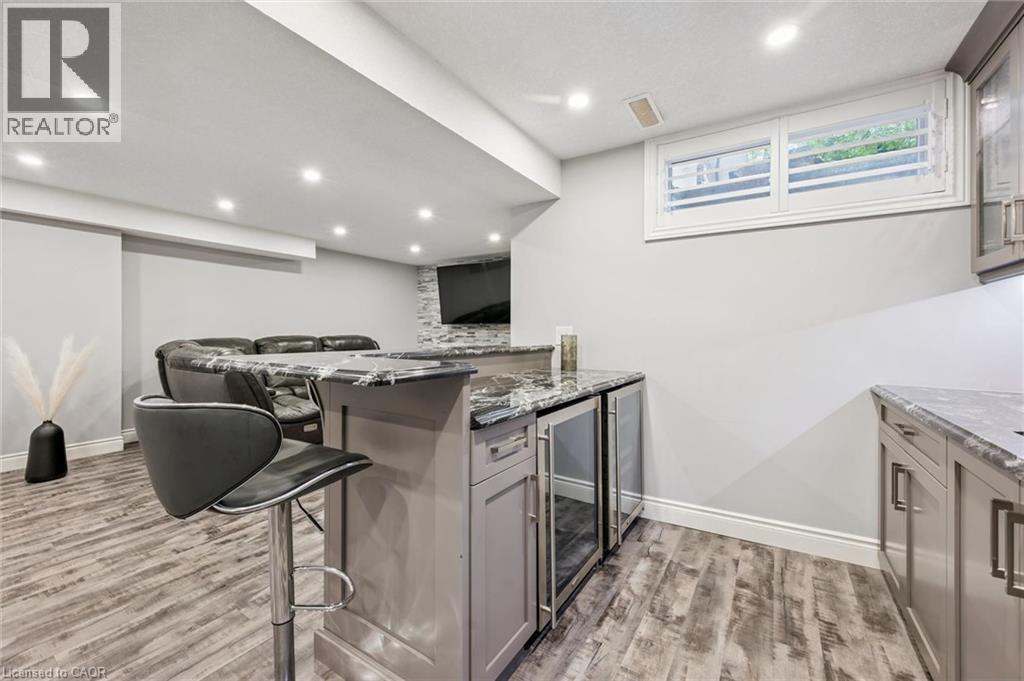 130 IROQUOIS Place - Image 31