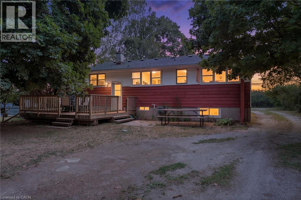14 HILLCREST Road - Image 29