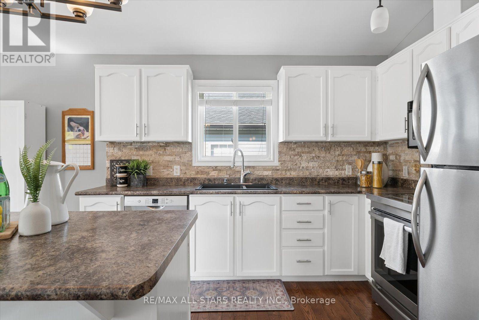 1008 METRO ROAD N - Image 13