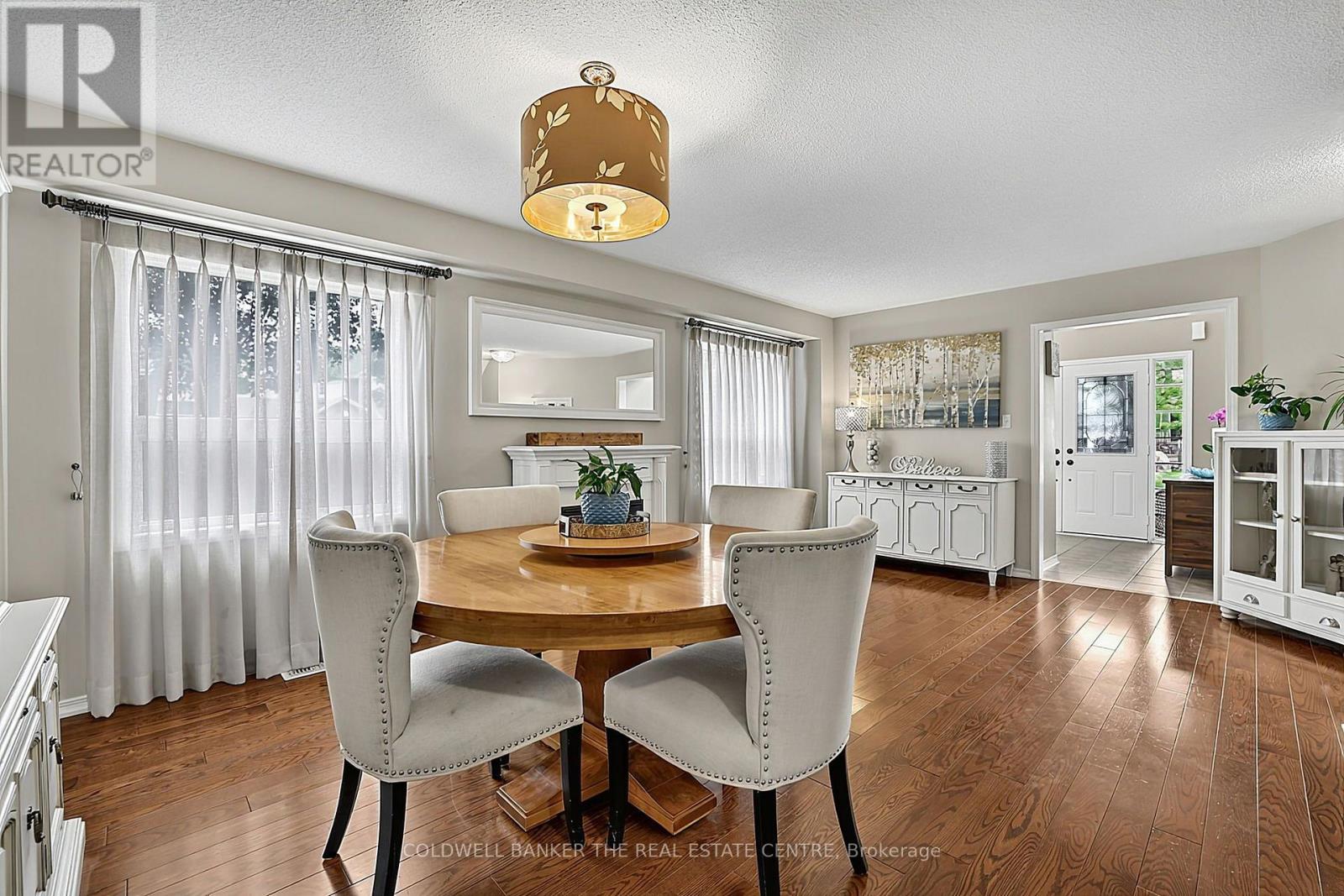 126 DONALD STEWART CRESCENT - 10