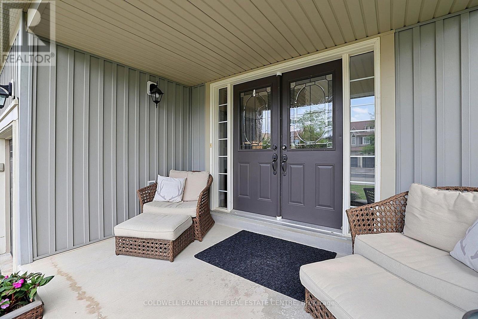 126 DONALD STEWART CRESCENT - 5