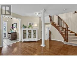 126 Donald Stewart Crescent, East Gwillimbury, ON L0G1M0 Photo 12