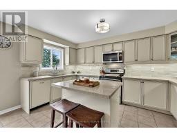 126 Donald Stewart Crescent, East Gwillimbury, ON L0G1M0 Photo 16