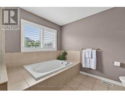 126 Donald Stewart Crescent, East Gwillimbury, ON L0G1M0 Photo 29