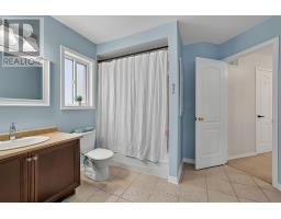 126 Donald Stewart Crescent, East Gwillimbury, ON L0G1M0 Photo 33