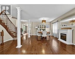 Bedroom 3 - 126 Donald Stewart Crescent, East Gwillimbury, ON L0G1M0 Photo 8
