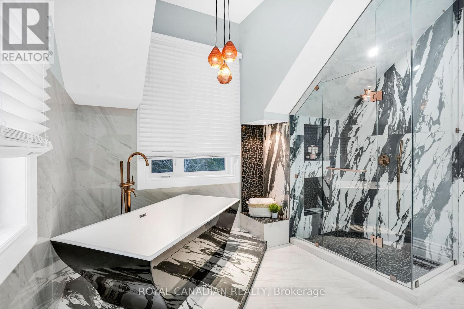 15 GLENVIEW HEIGHTS LANE - 28