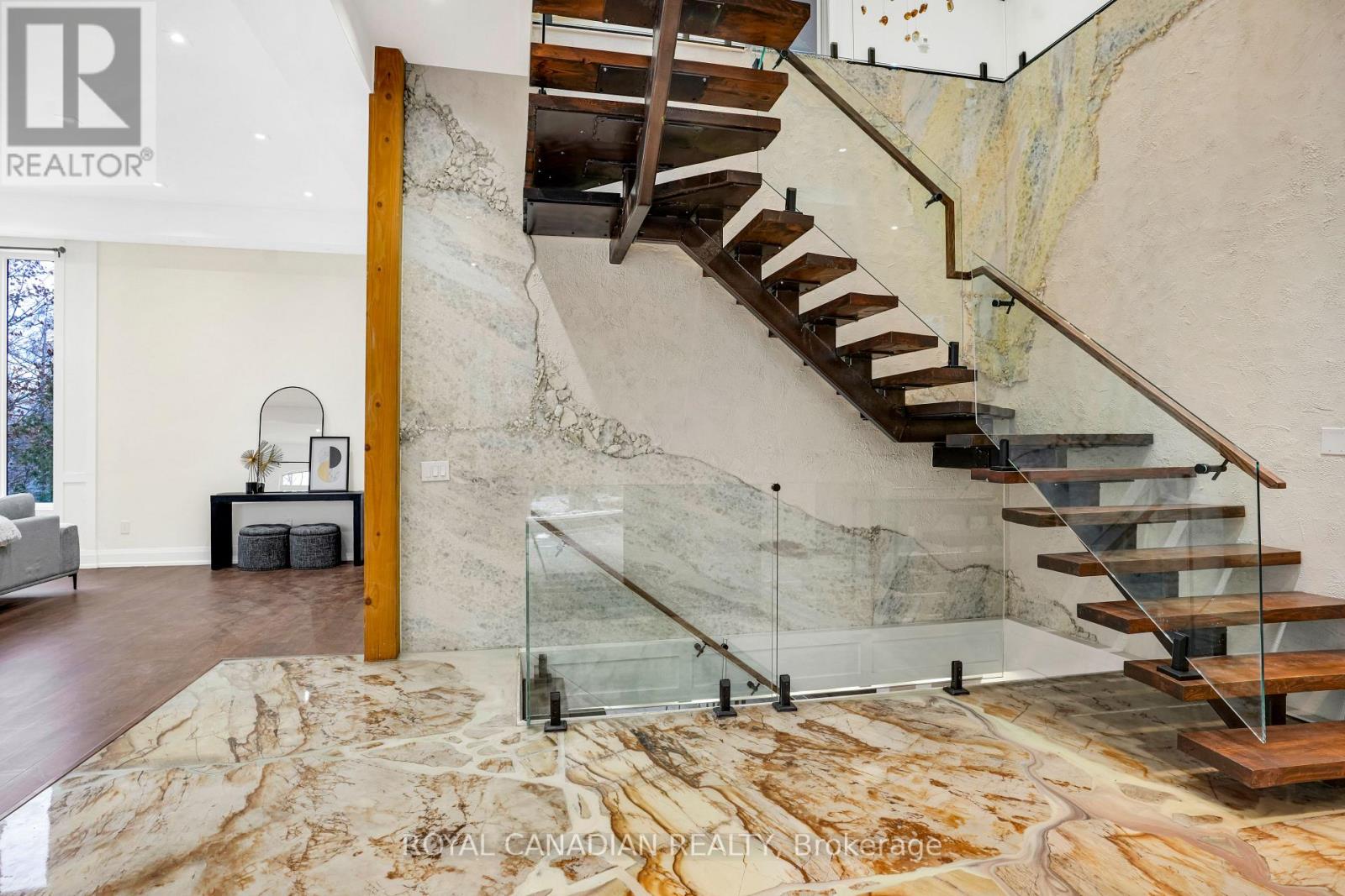 15 GLENVIEW HEIGHTS LANE - 4