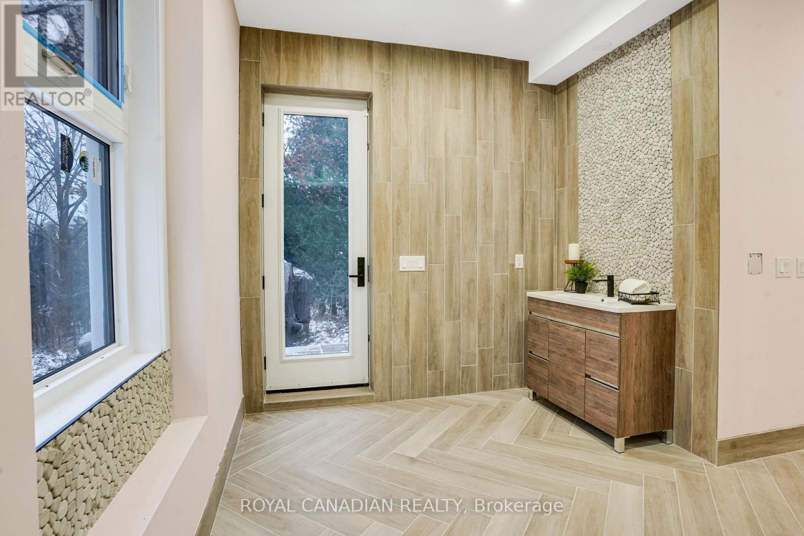 15 GLENVIEW HEIGHTS LANE - 41