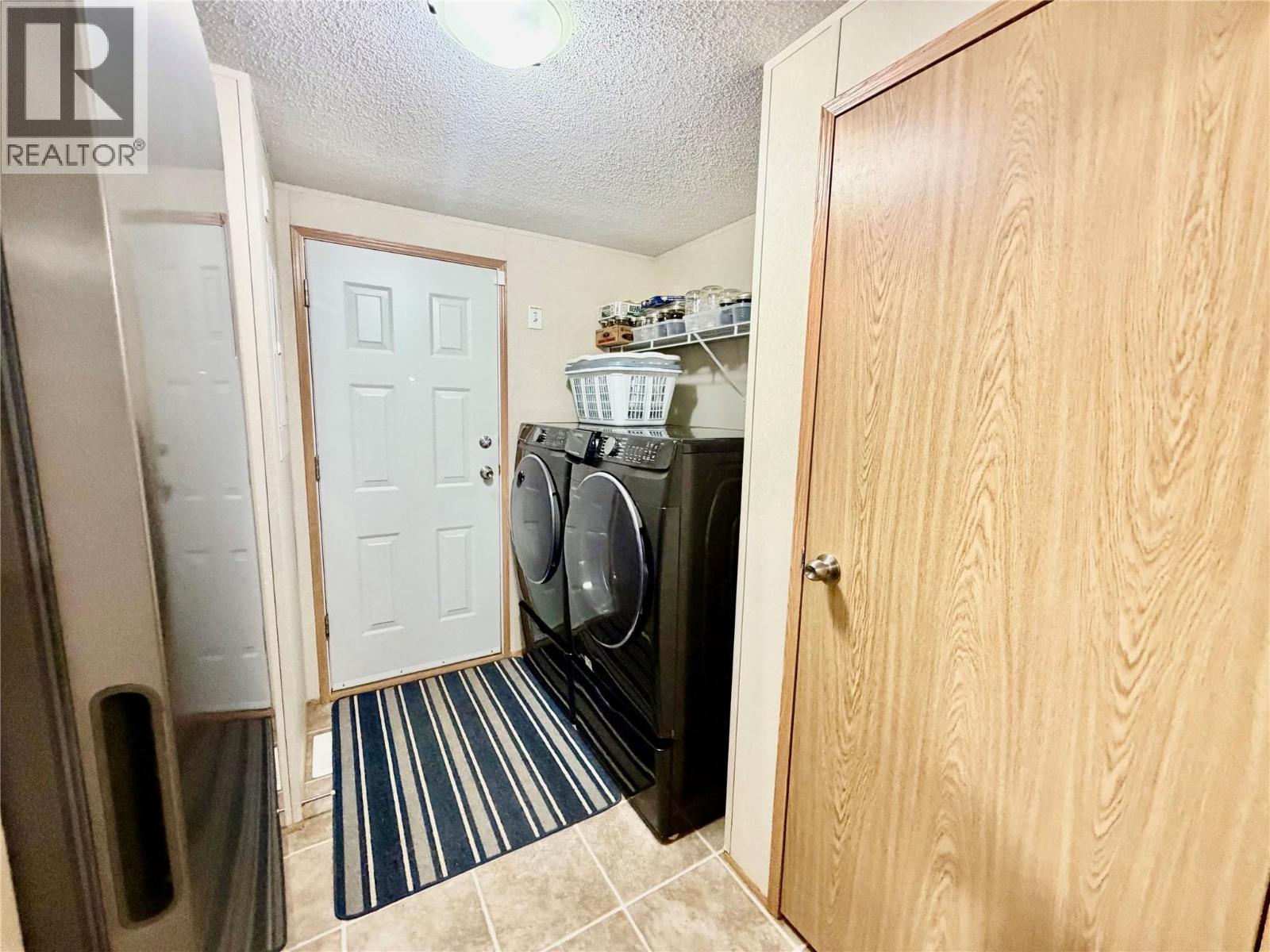 8400 21 Street - Image 20
