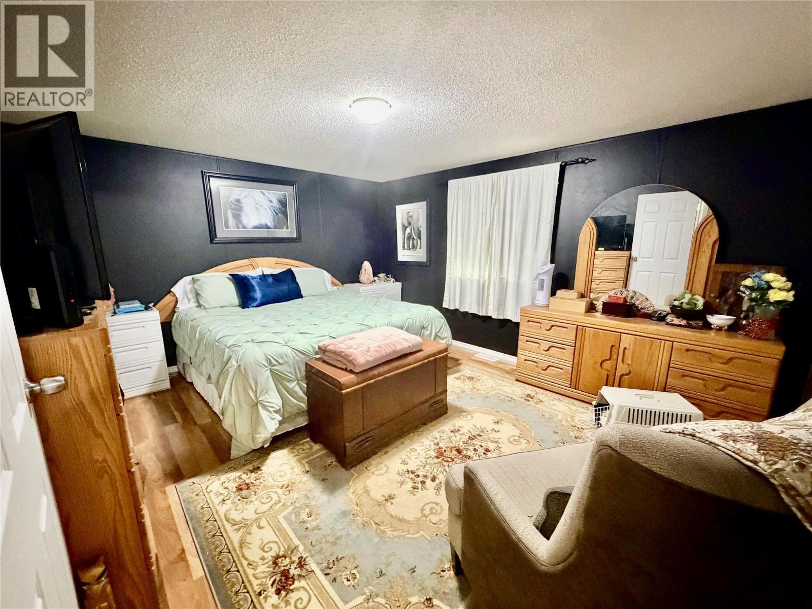 8400 21 Street - Image 13