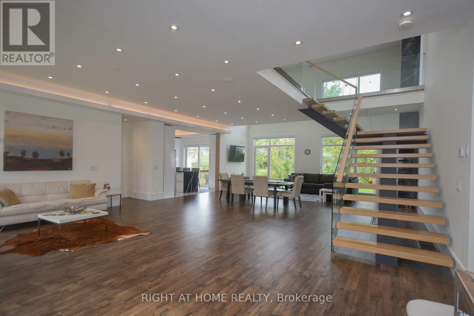 56 SALLOWS DRIVE - 16