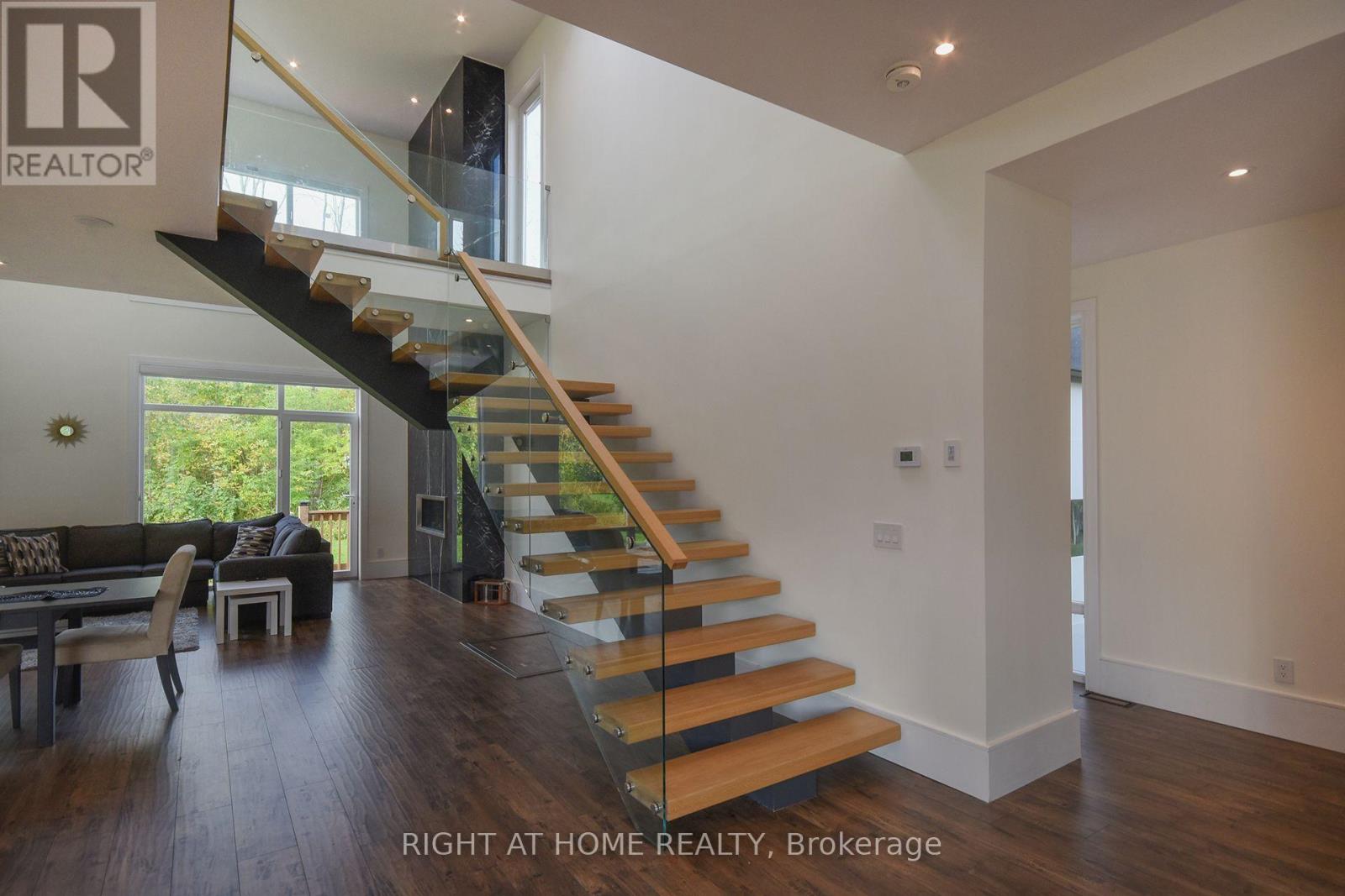 56 SALLOWS DRIVE - 27
