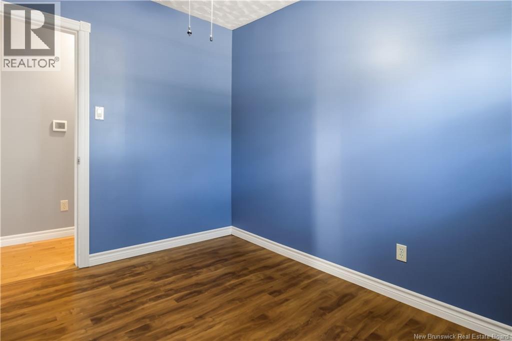9 First Avenue - Image 17
