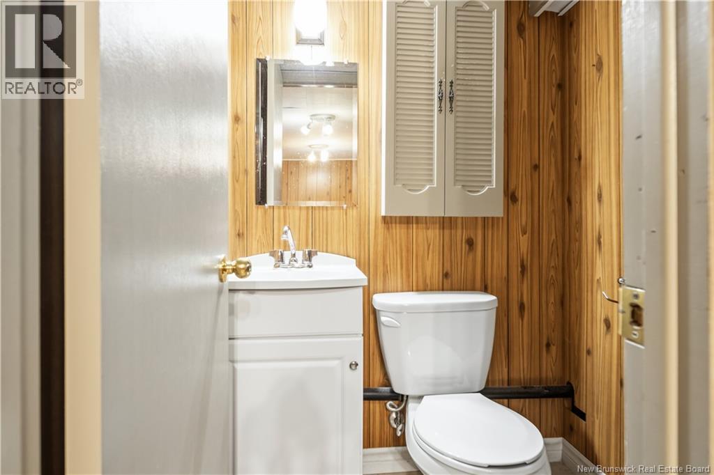 9 First Avenue - Image 32