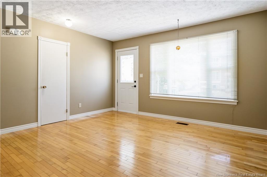 9 First Avenue - Image 9