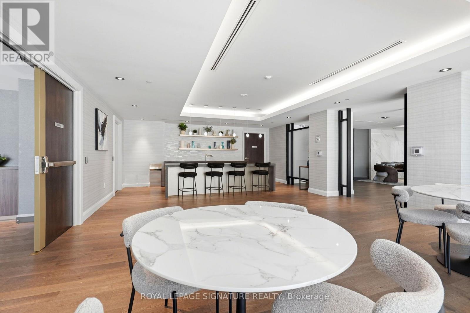 #2403 38 ANNIE CRAIG DRIVE - Image 22
