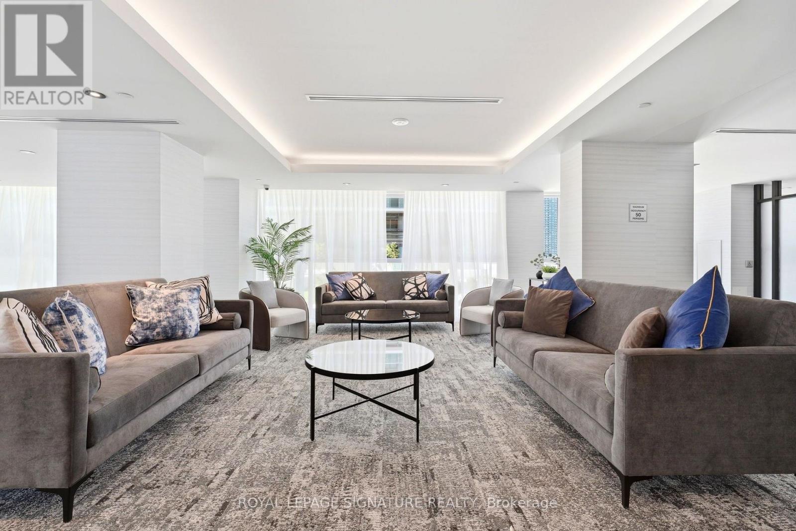 #2403 38 ANNIE CRAIG DRIVE - Image 26
