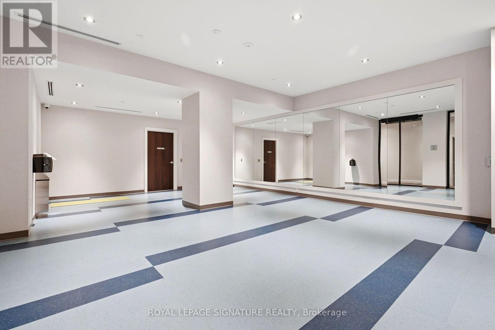 #2403 38 ANNIE CRAIG DRIVE - Image 27