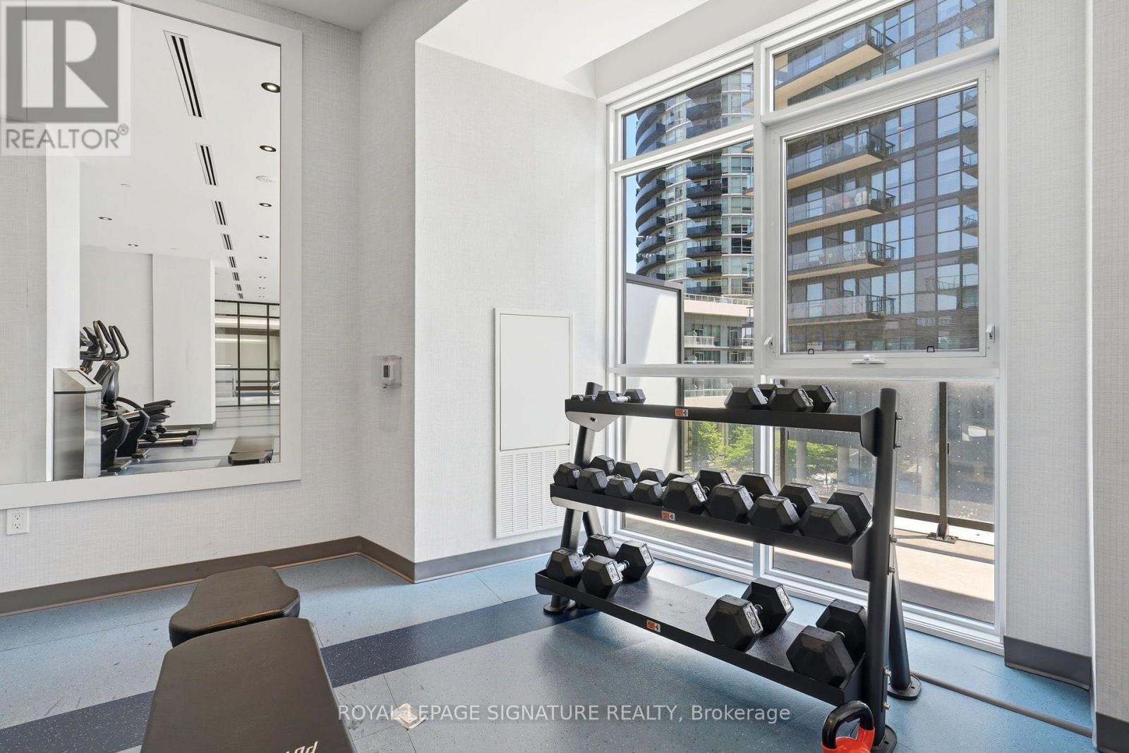 #2403 38 ANNIE CRAIG DRIVE - Image 29