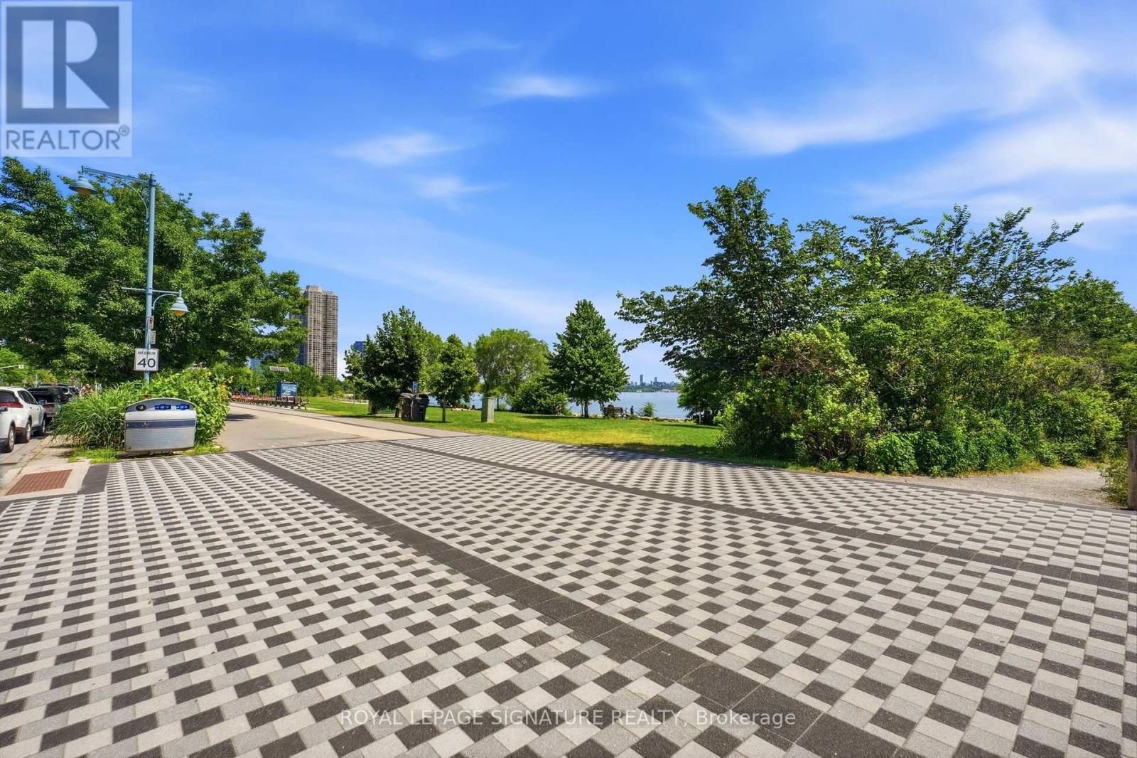 #2403 38 ANNIE CRAIG DRIVE - Image 37