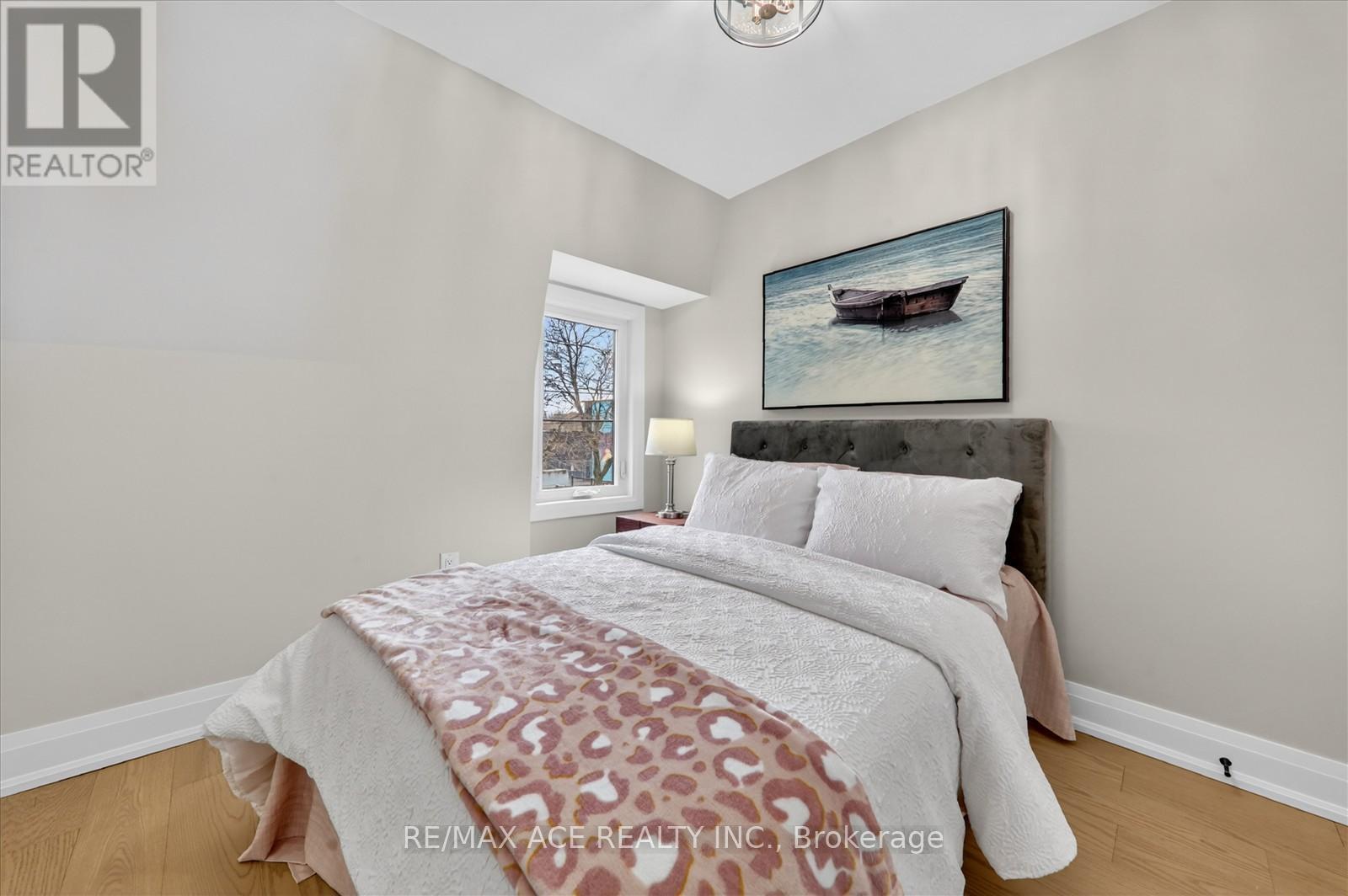 38 PELHAM AVENUE - Image 15