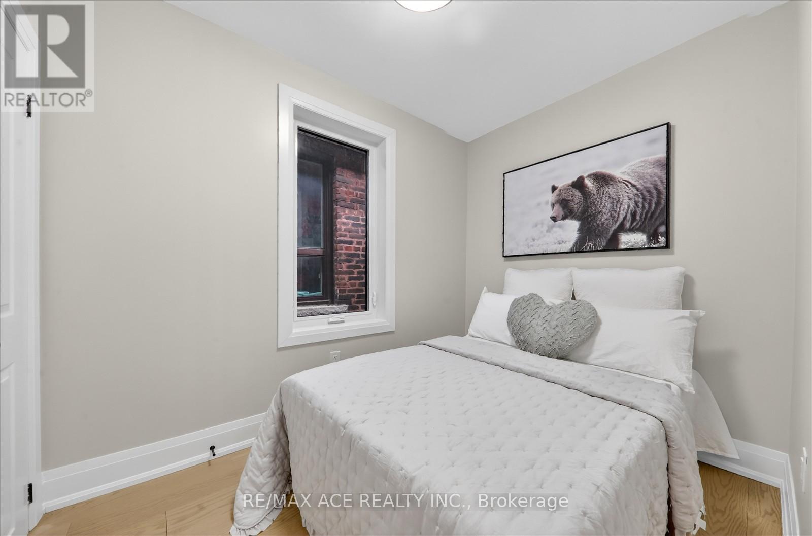 38 PELHAM AVENUE - 19