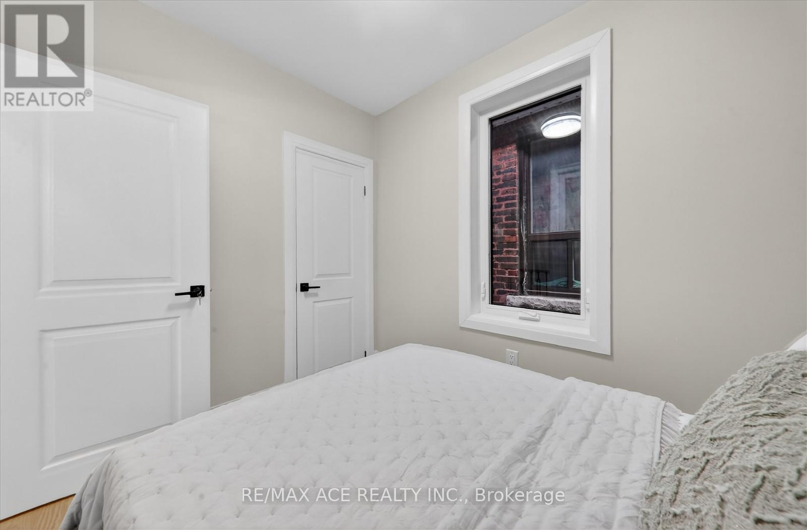 38 PELHAM AVENUE - Image 20