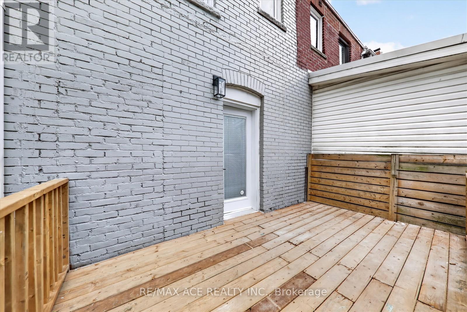 38 PELHAM AVENUE - 30