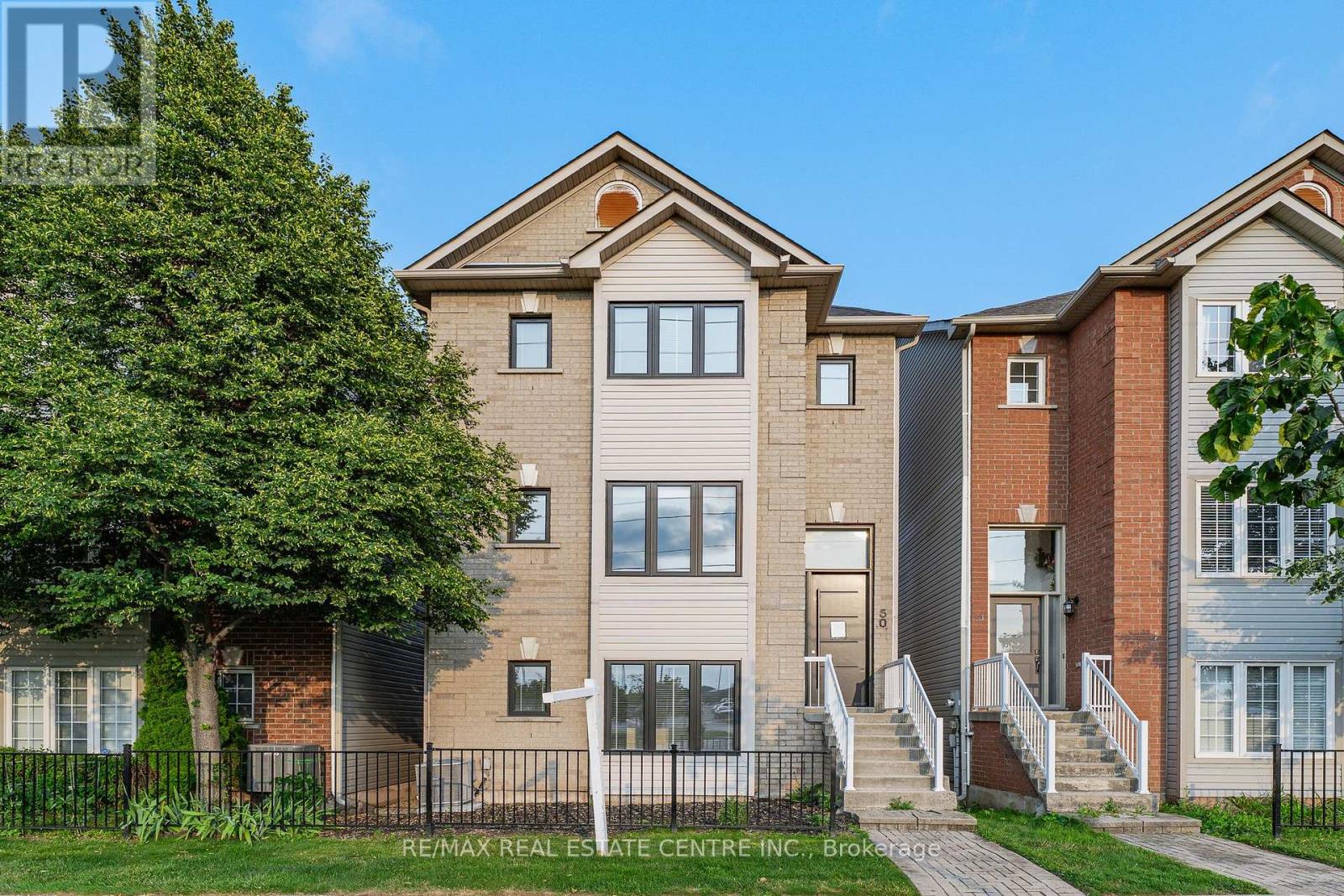 Photo of 5090 Fairview Street