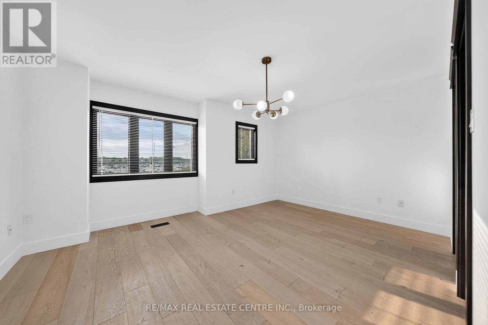 #50 5090 FAIRVIEW STREET - Image 33