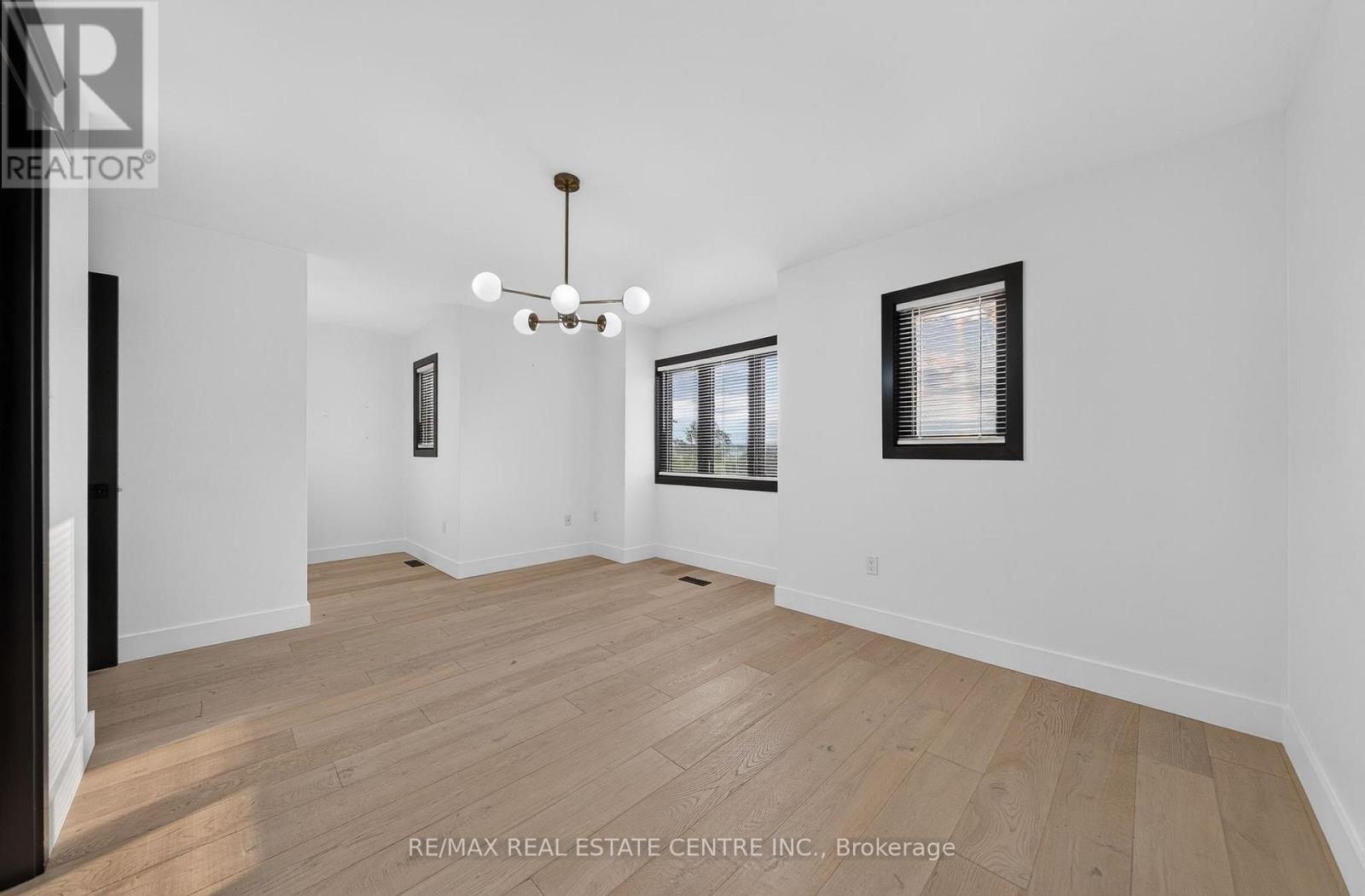 #50 5090 FAIRVIEW STREET - Image 35
