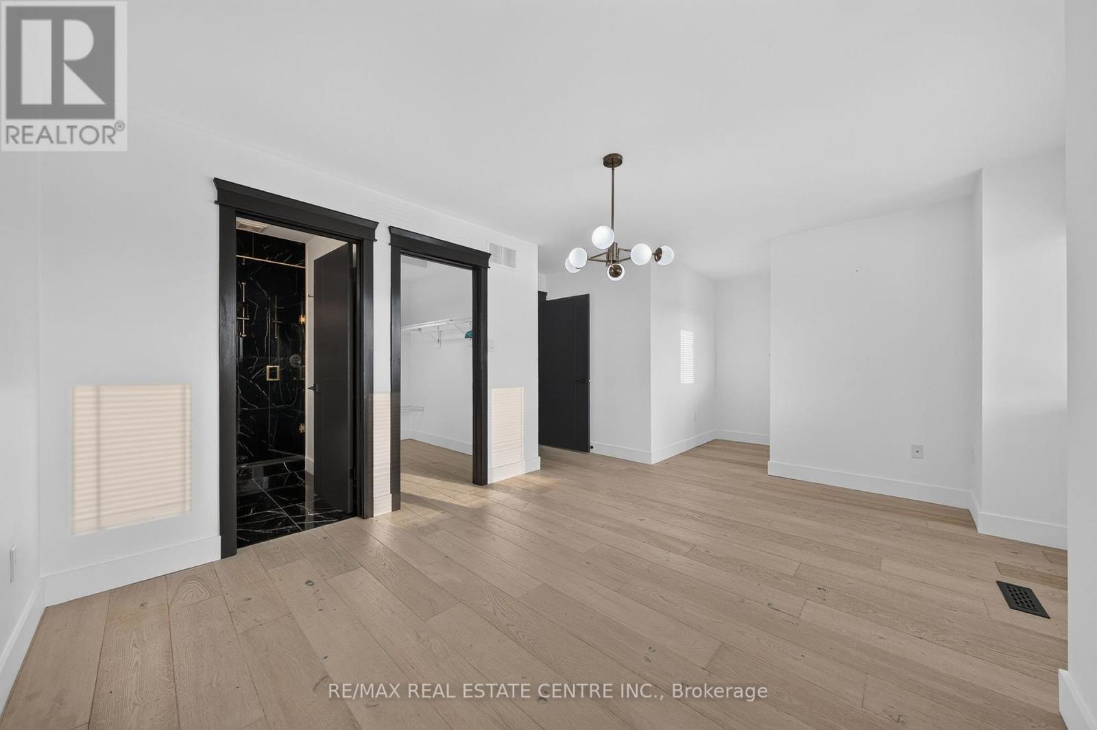 #50 5090 FAIRVIEW STREET - Image 36