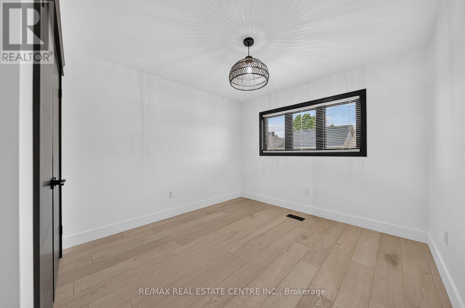#50 5090 FAIRVIEW STREET - Image 41