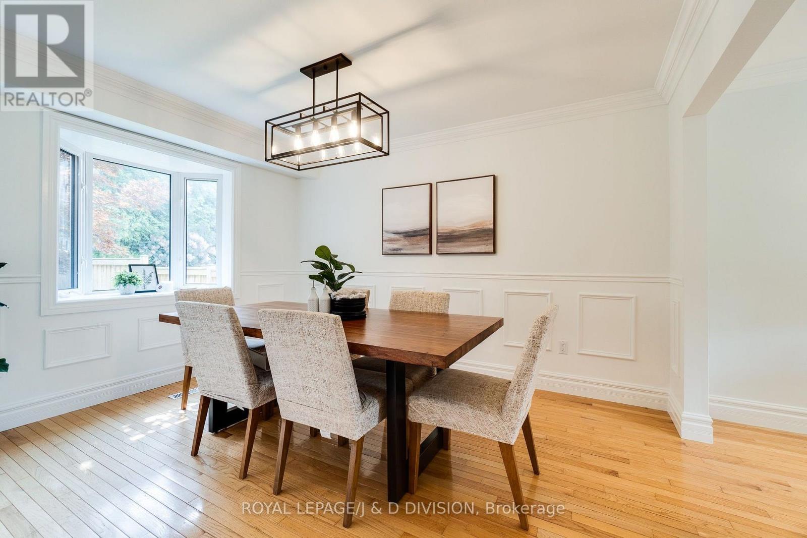 12 JASON CRESCENT - 16