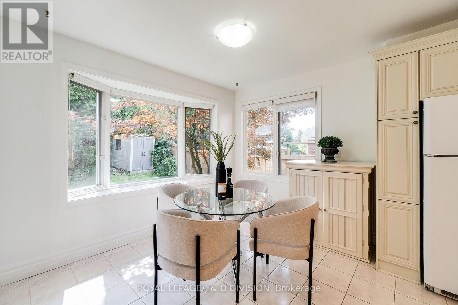 12 JASON CRESCENT - 20