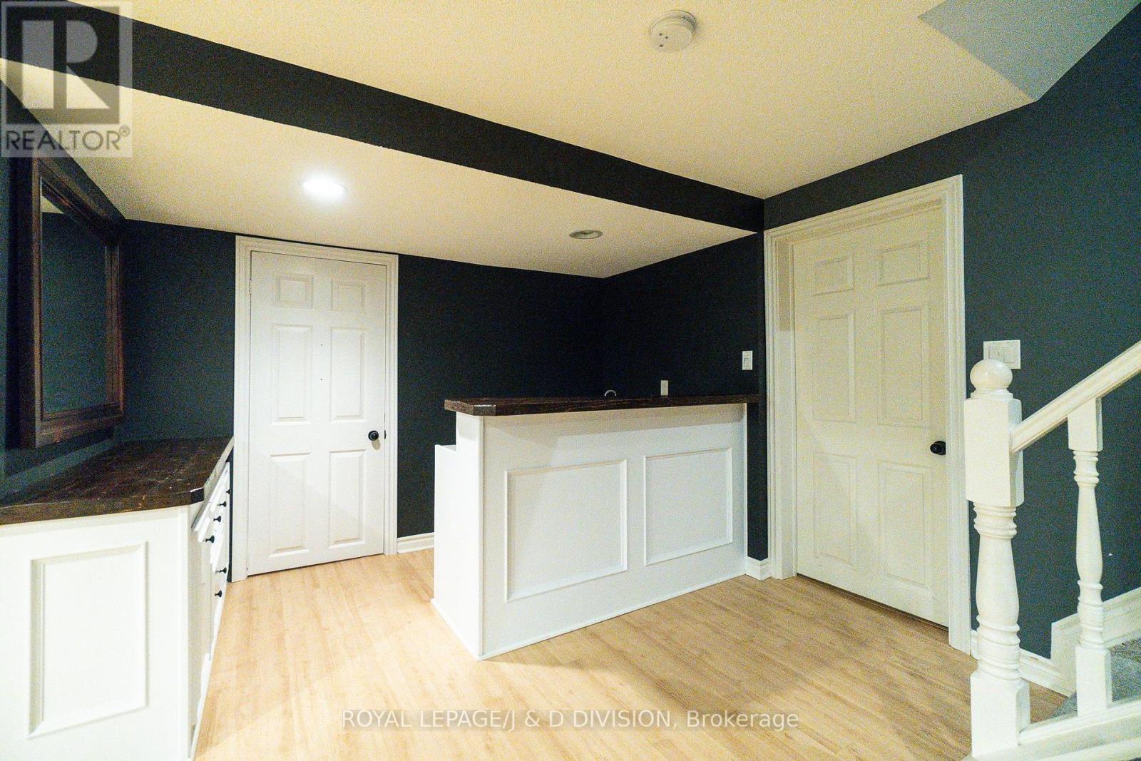 12 JASON CRESCENT - 39