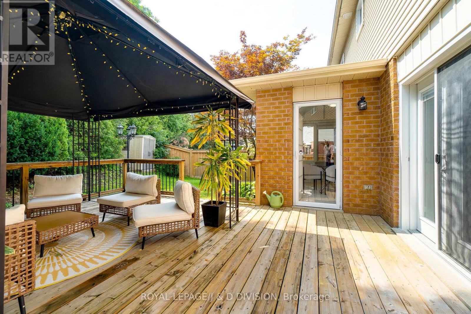 12 JASON CRESCENT - 47
