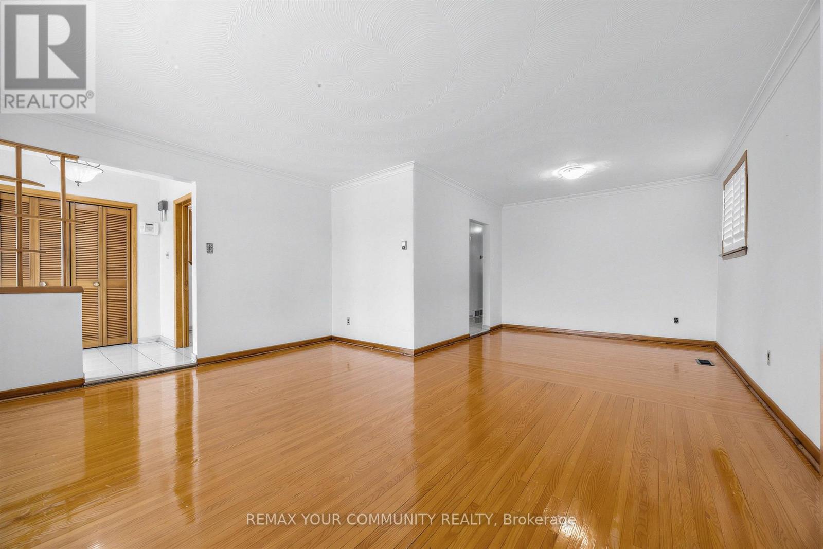 20 LINTHURST AVENUE - Image 13
