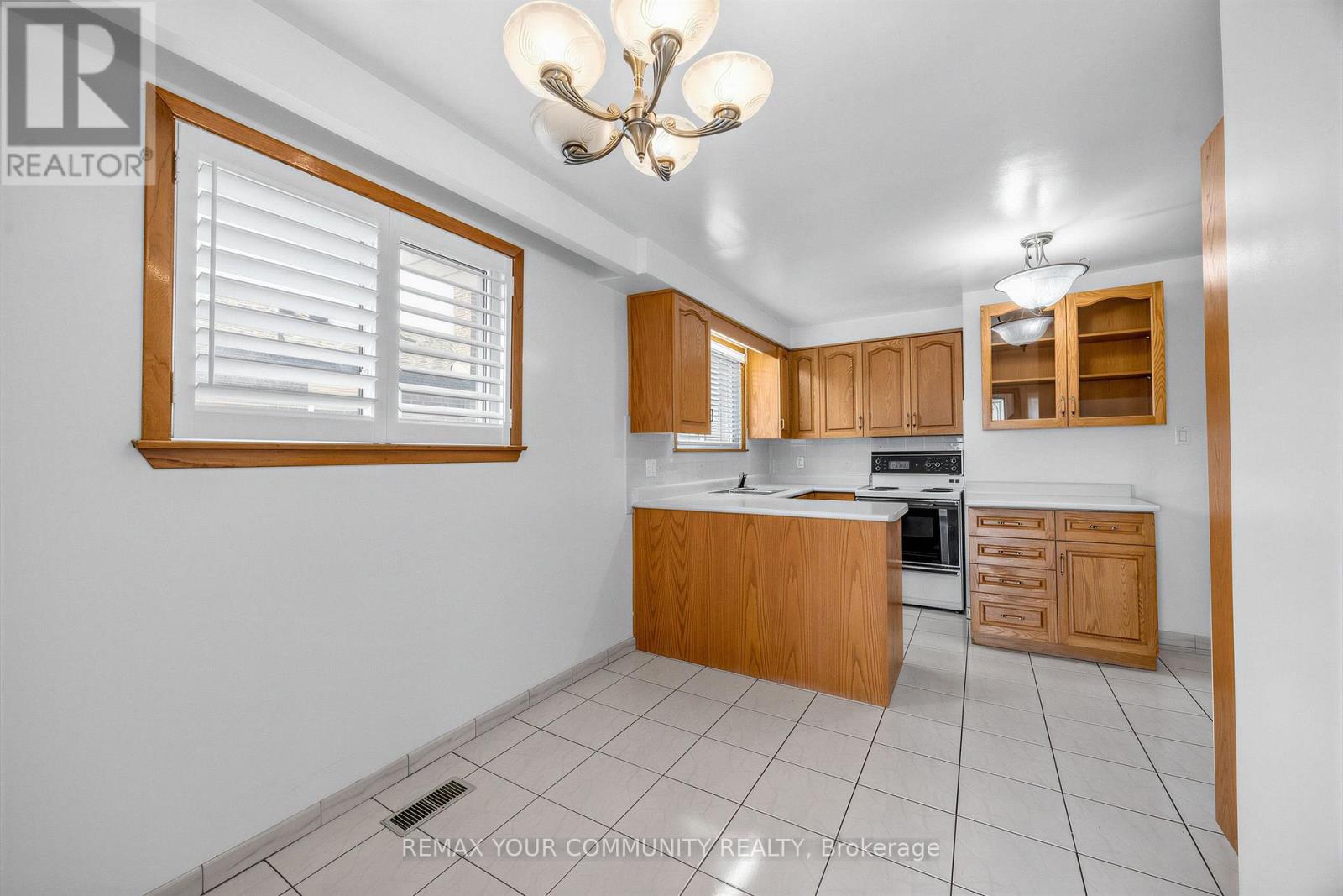 20 LINTHURST AVENUE - Image 18