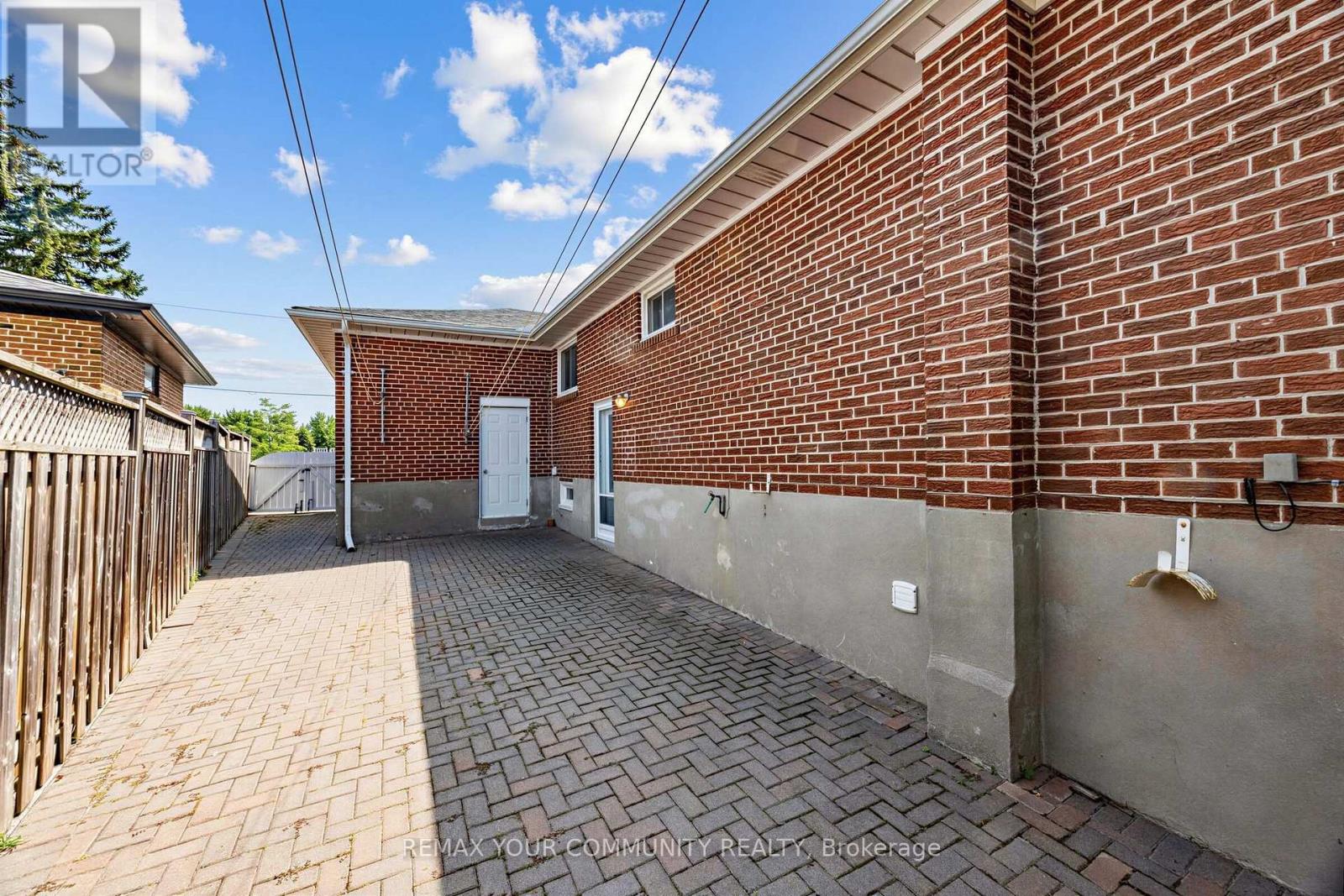 20 LINTHURST AVENUE - Image 42