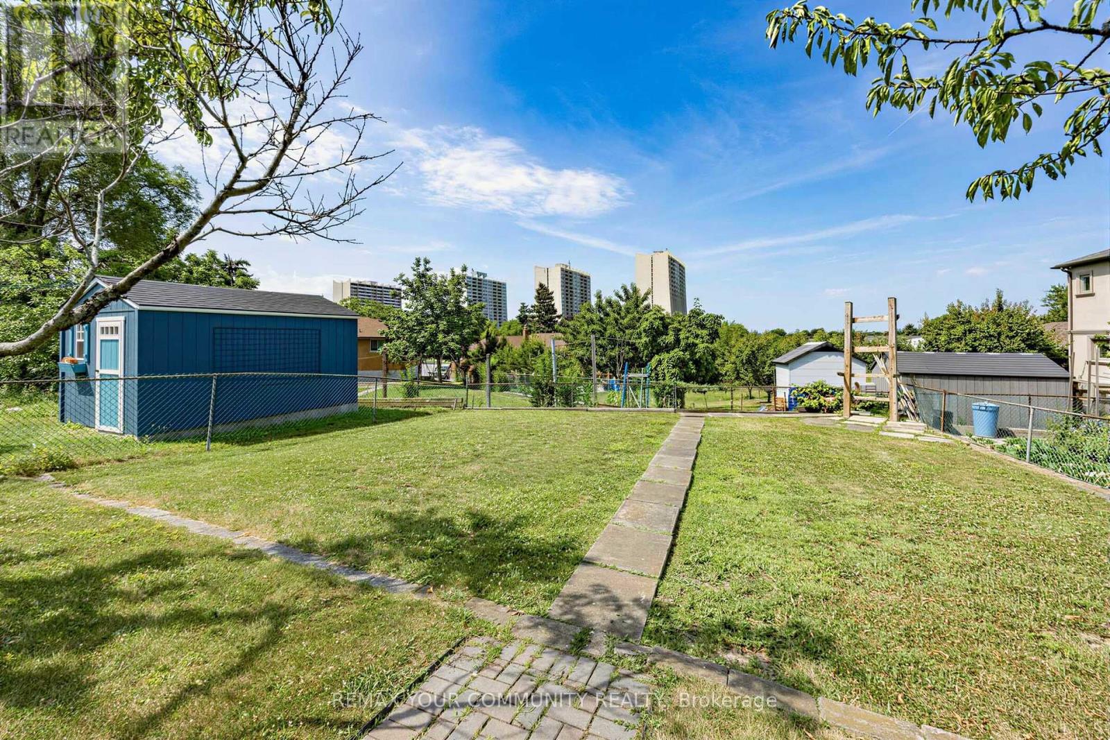 20 LINTHURST AVENUE - Image 45