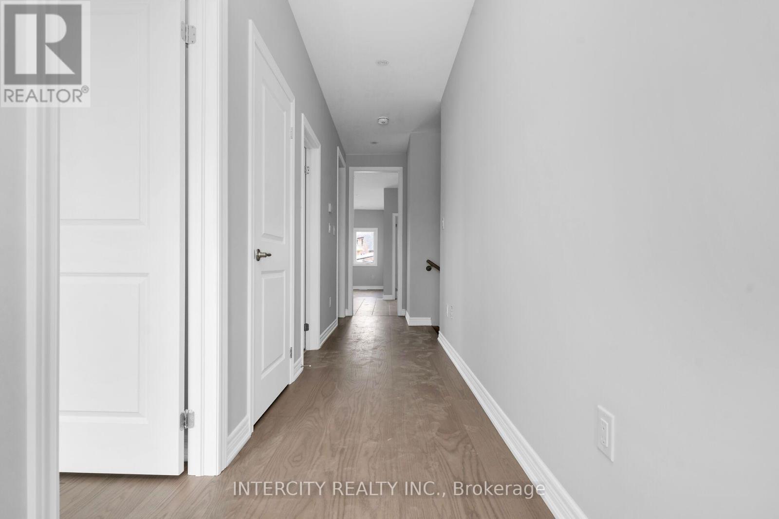 #TH 26 BLK 6 SUNBIRD WAY - 5