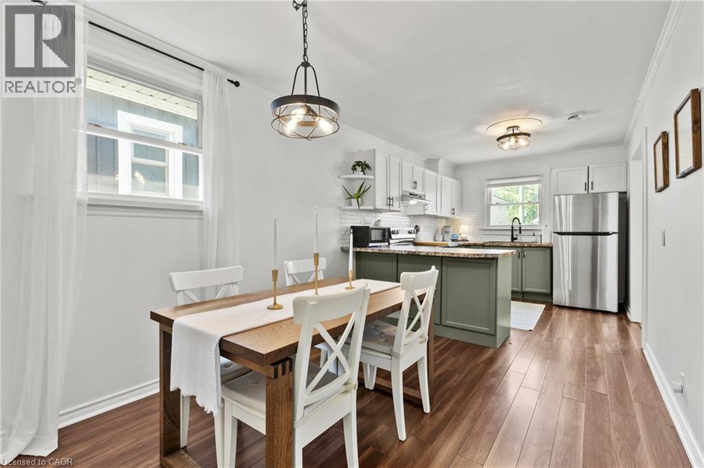 38 ALEXANDRA Boulevard - Image 13