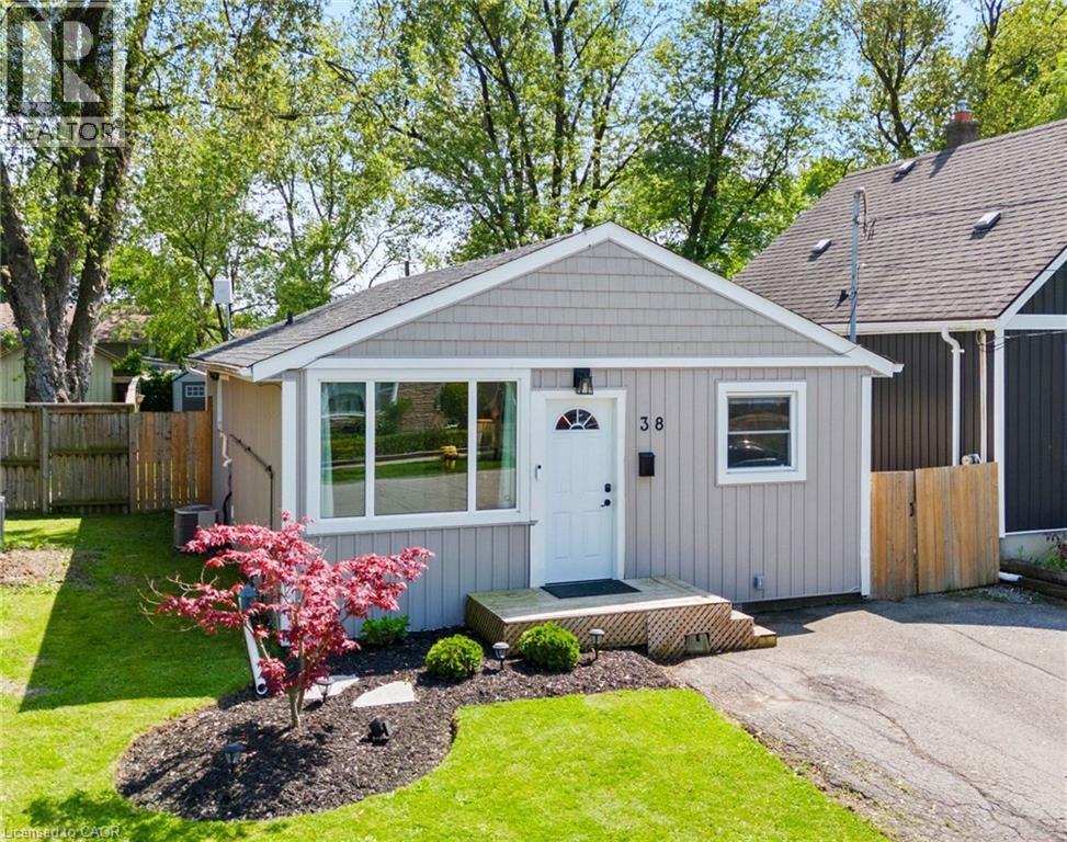 38 ALEXANDRA Boulevard - 2