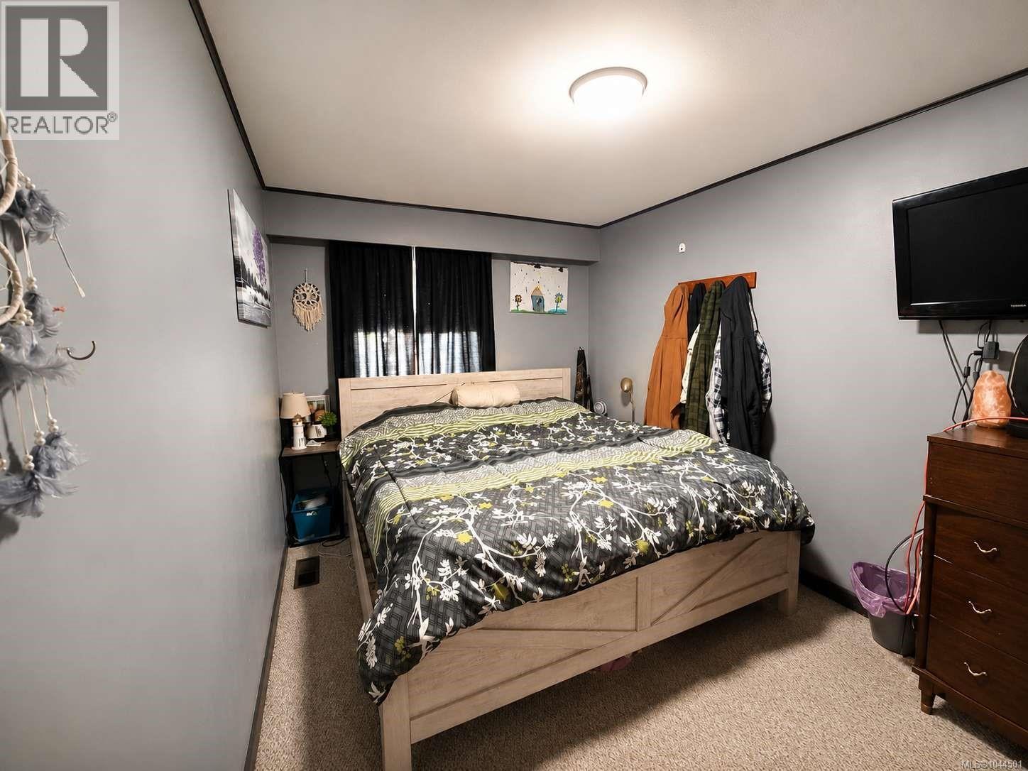 4338 Bute St - Image 12