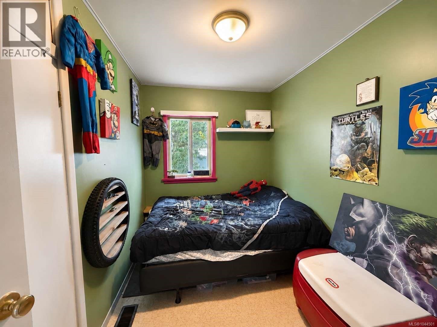 4338 Bute St - 14