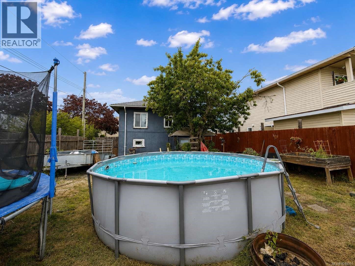 4338 Bute St - 33